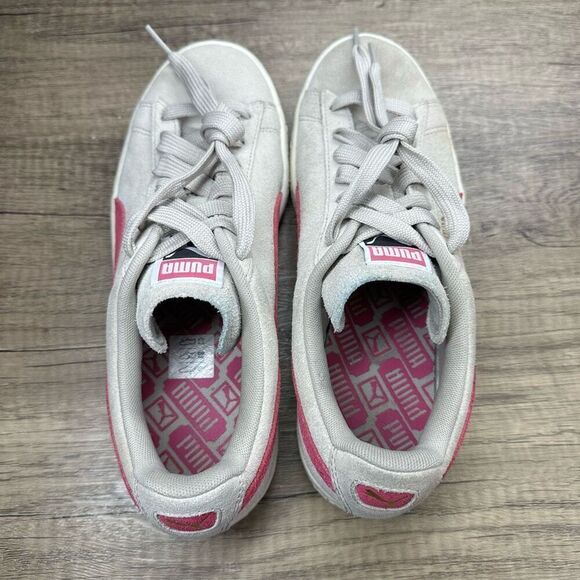 Puma~Women's~Suede Gray/Pink Classic Comfort Shoes Sneakers~Size 9 - Picture 5 of 8